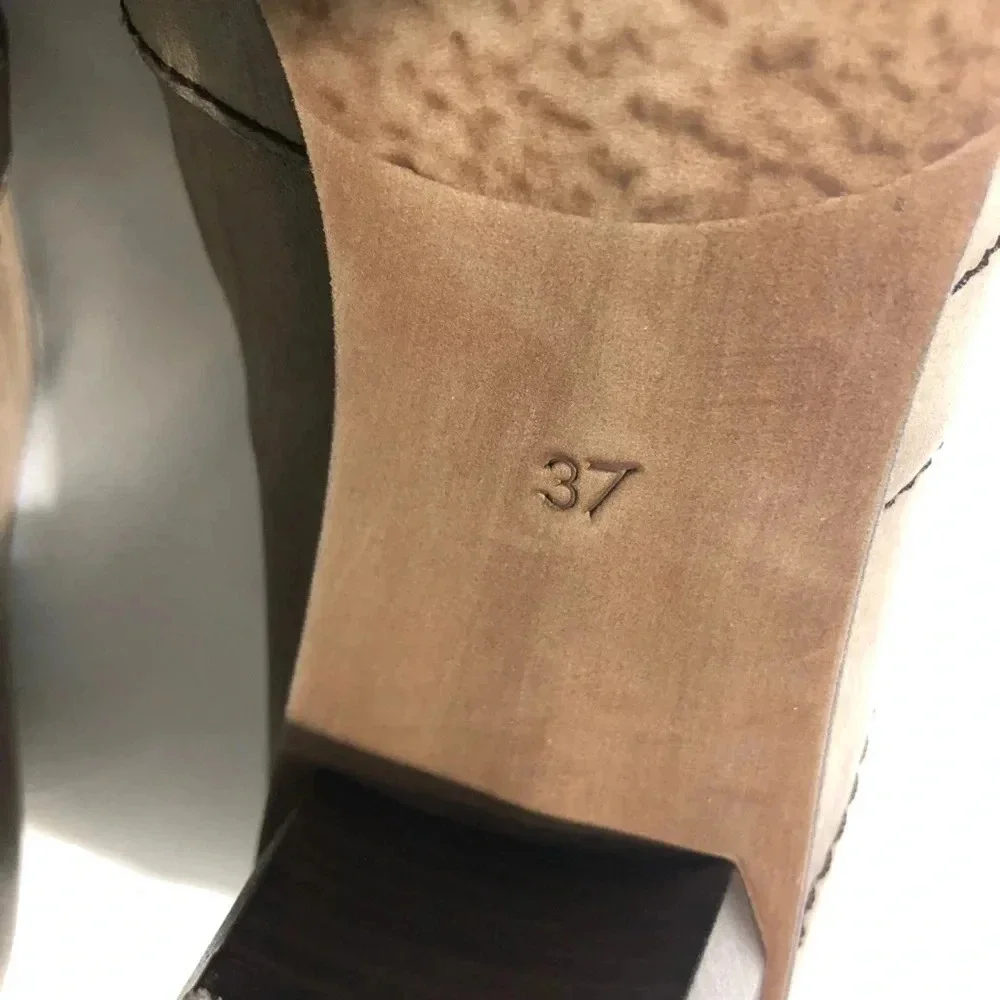 Hispanitas Leather Heels Worn Look Tan Brown Buckle size 37 (US 6-6.5) - Picture 9 of 14